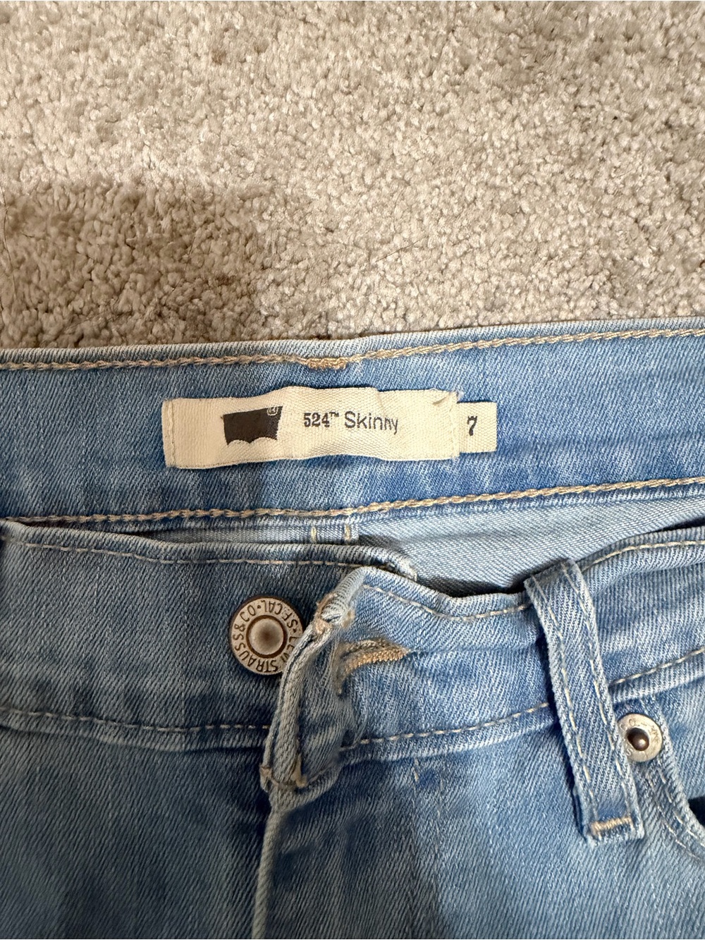 Levi’s Light Blue Women's Straight-Leg Jeans - Picture 4 of 6